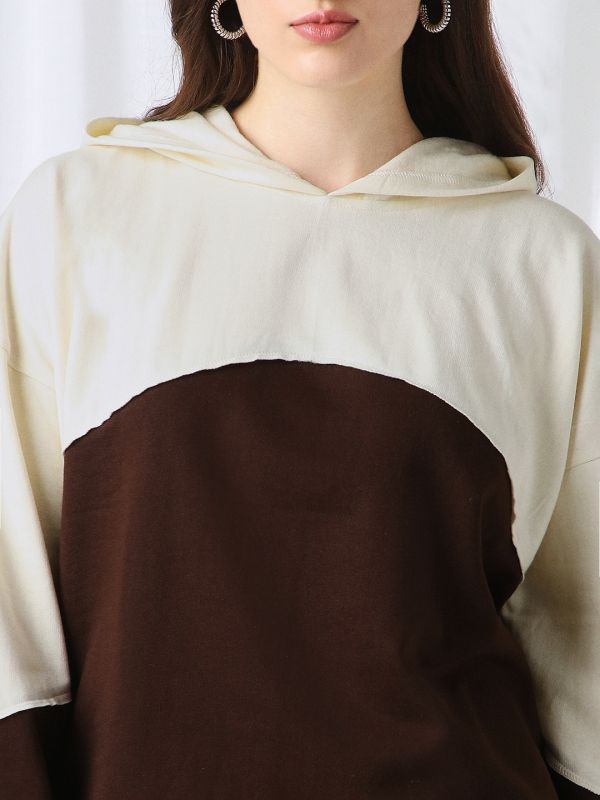 Globus Women Brown Colorblock Drop Shoulder Sleeves Ribbed Hem Hooded Oversized Heavy Fleece Sweatshirt