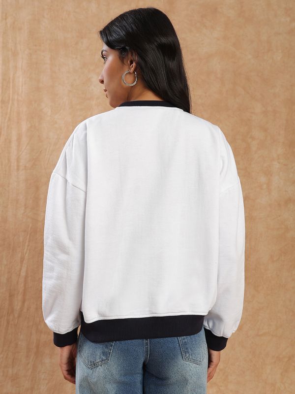 Globus Women Cream Graphic Print Drop Shoulder Sleeves Round Neck Ribbed Hem Pullover Heavy Fleece Sweatshirt 