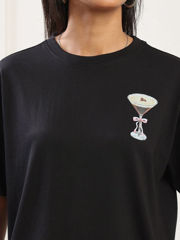 Globus Women Black Round Neck Drop Shoulder Sleeves Graphic Back Print Oversized T-Shirt