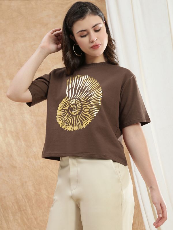 Globus Women Brown Gold Foil Graphic Print Round Neck Drop Shoulder Sleeves Boxy Crop T-shirt