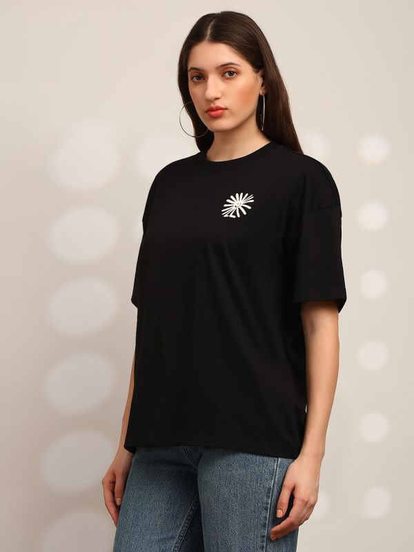 Globus Women Black Back Graphic Print Round Neck Drop Shoulder Sleeves Oversized T-Shirt