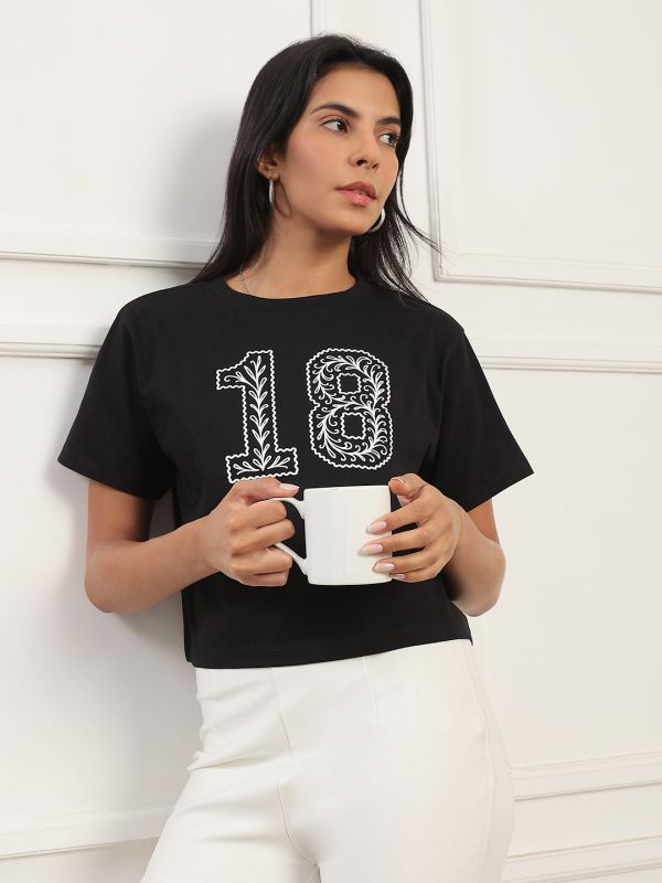 Globus Women Black Round Neck Short Sleeves Graphic Print Boxy Fit T-Shirt