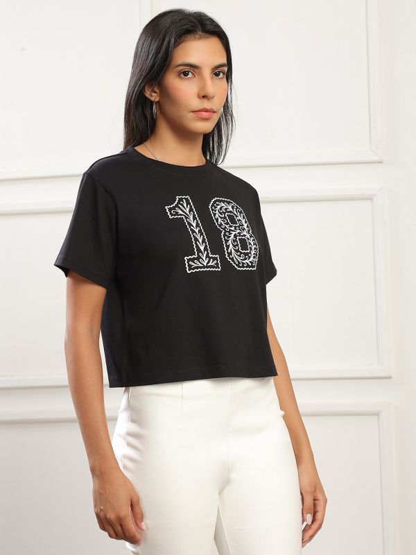 Globus Women Black Round Neck Short Sleeves Graphic Print Boxy Fit T-Shirt