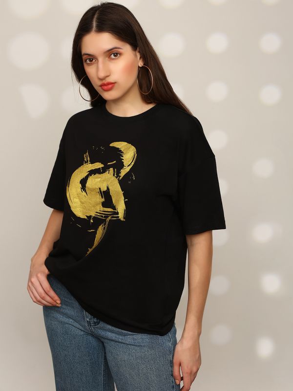 Globus Women Black Graphic Print Round Neck Drop Shoulder Sleeves Oversized T-Shirt