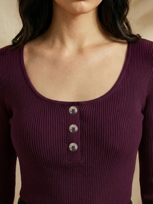 Globus Women Wine Scoop Neck Long Sleeves Button Detail Ribbed Bodysuit Top