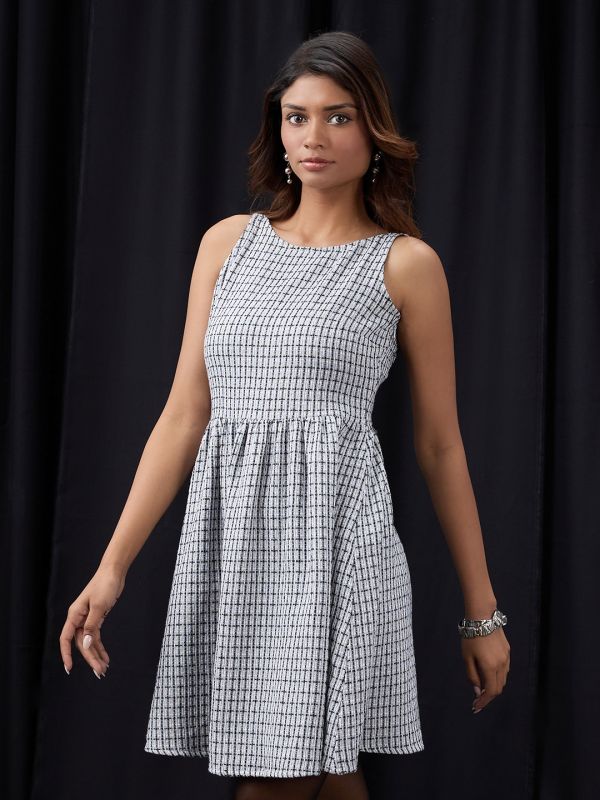 Globus Women Grey Boat Neck Sleeveless Self Design Stylised Back Fit & Flare Mini Party Dress