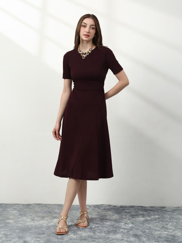 Globus Women Burgundy Round Neck Stylized Back Tie-Up Fit and Flare Midi Party Wear Dress