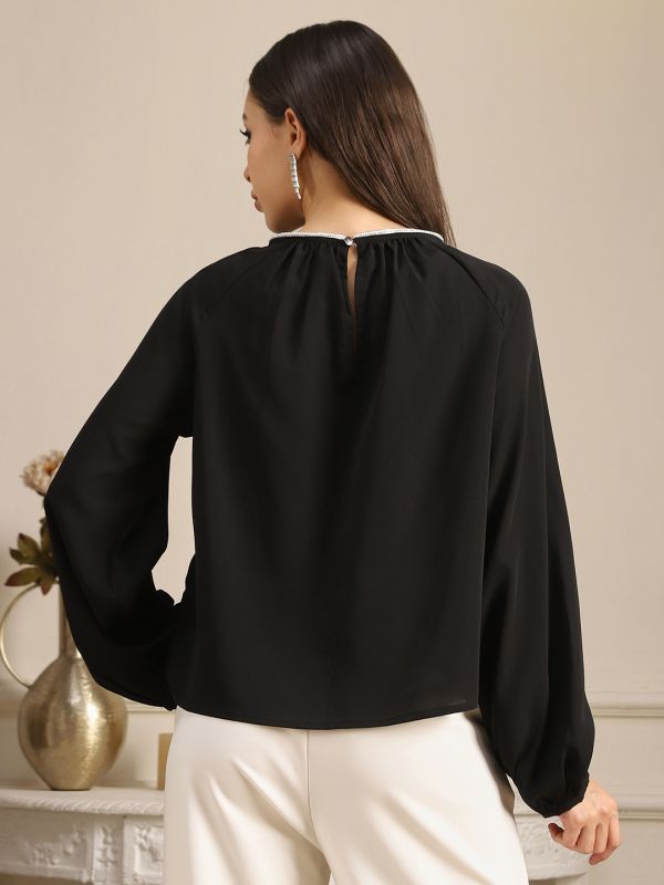 Globus Women Black Jewel Neck Raglan Sleeves Pleated Detail Georgette Party Top