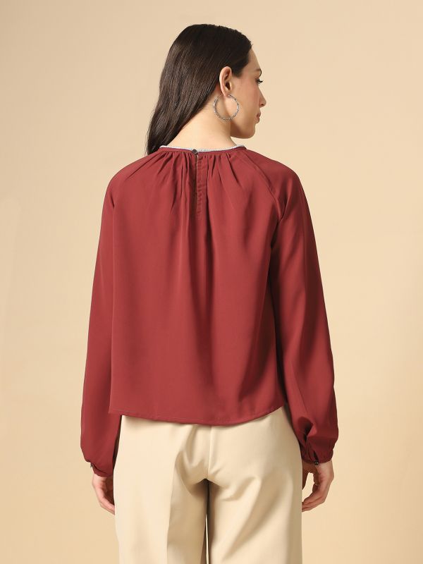 Globus Women Pink Embellished Jewel Neck Raglan Sleeves Pleated Georgette Party Top
