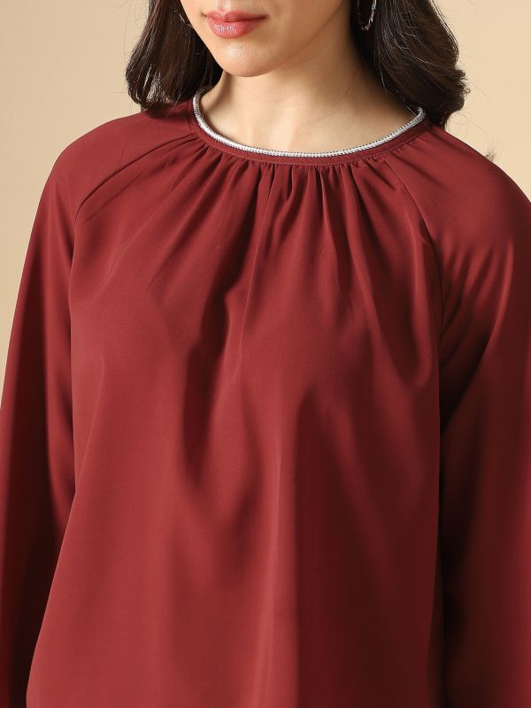 Globus Women Pink Embellished Jewel Neck Raglan Sleeves Pleated Georgette Party Top