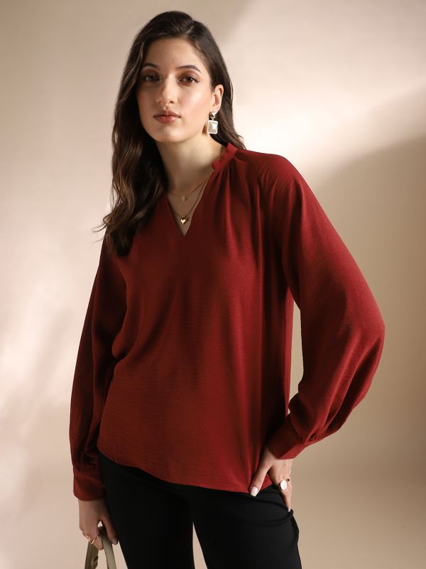Globus Women Maroon Mandarin Neck Raglan Cuffed Sleeves Self Design Gathered Detail Workwear Top