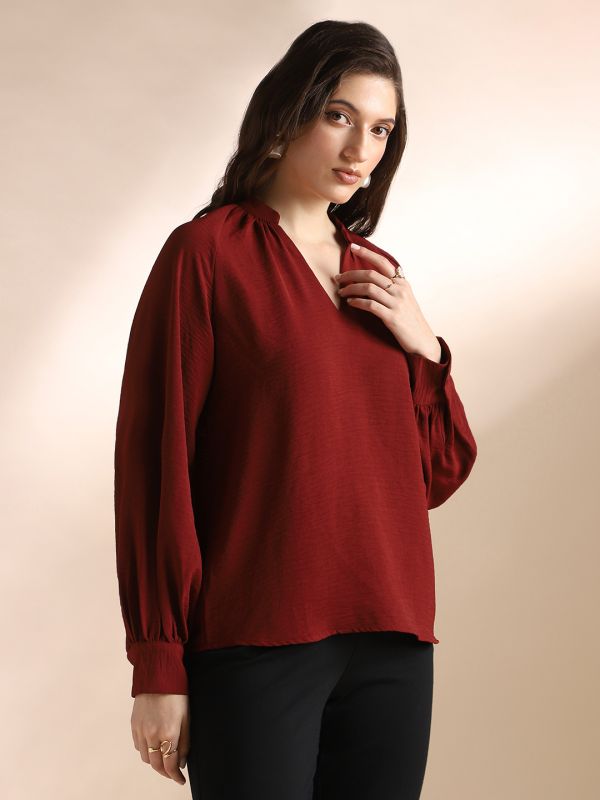 Globus Women Maroon Mandarin Neck Raglan Cuffed Sleeves Self Design Gathered Detail Workwear Top