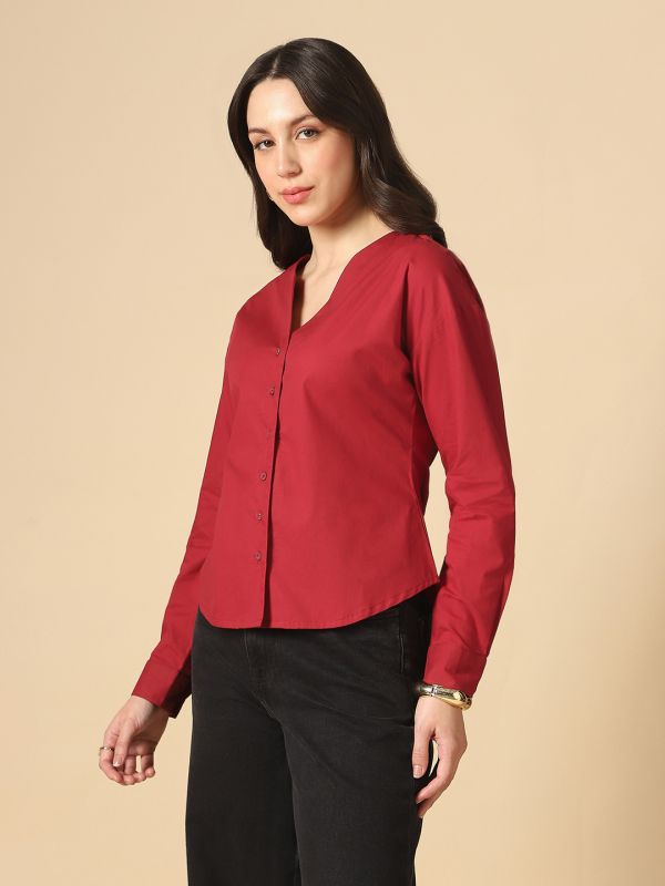 Globus Women Maroon V-Neck Cuffed Sleeves Solid Curved Hem Workwear Shirt