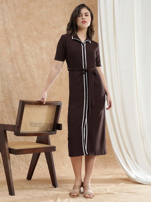 Globus Women Brown Collared Neck Short Sleeves Self Design Midi Workwear Shirt Dress With Belt