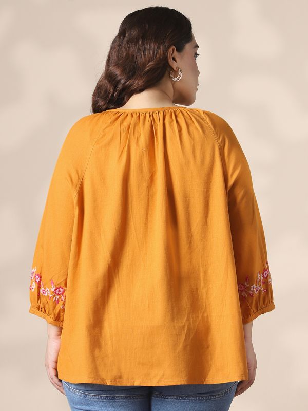 Globus Gloplus Mustard Keyhole Detail Round Neck Floral Embroidered Raglan Sleeves Plus Size Top