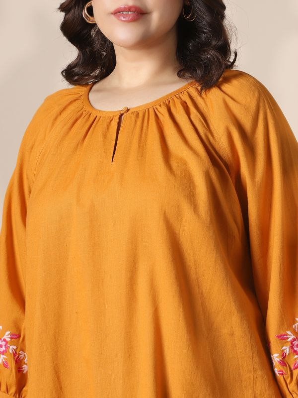 Globus Gloplus Mustard Keyhole Detail Round Neck Floral Embroidered Raglan Sleeves Plus Size Top
