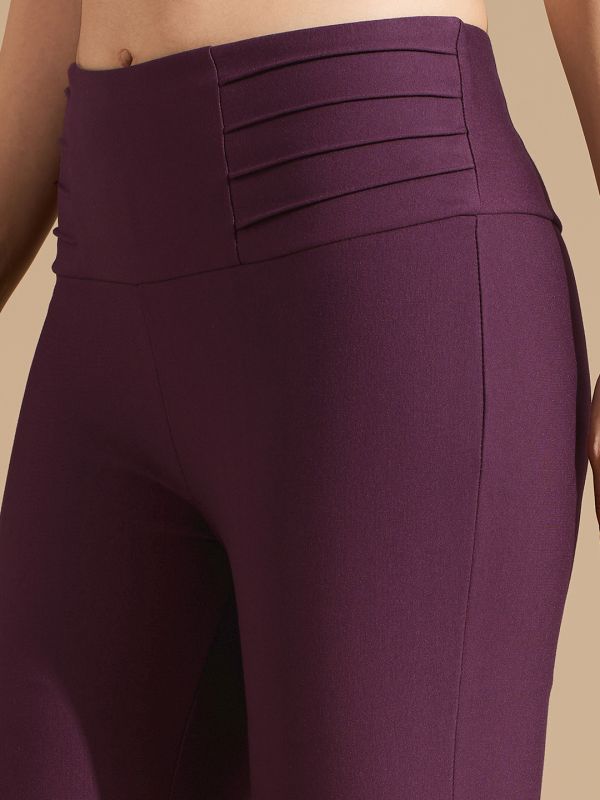 Globus Women Burgundy Stretchable Mid Waist Skinny Fit Workwear Treggings