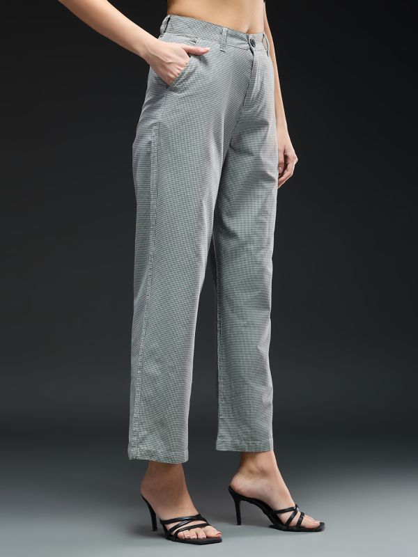 Globus Women Gingham Checks Mid-Rise Straight Fit Cropped Workwear Trousers