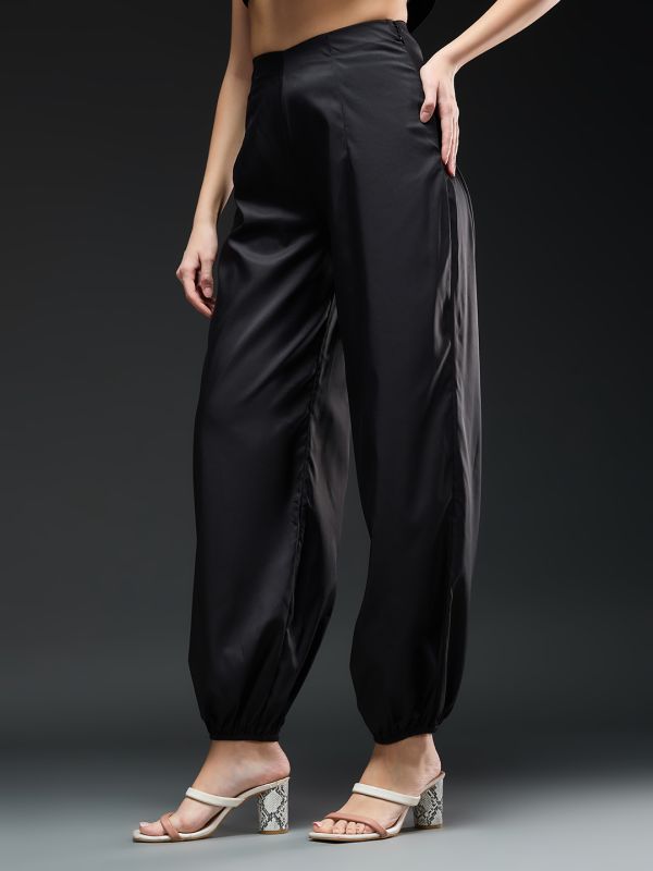 Globus Women Black Satin Mid-Rise Loose Fit Solid Party Wear Trousers