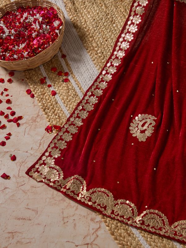 Globus Women Maroon Paisley Embroidered Gotta Patti Detail Embellished Velvet Festive Dupatta