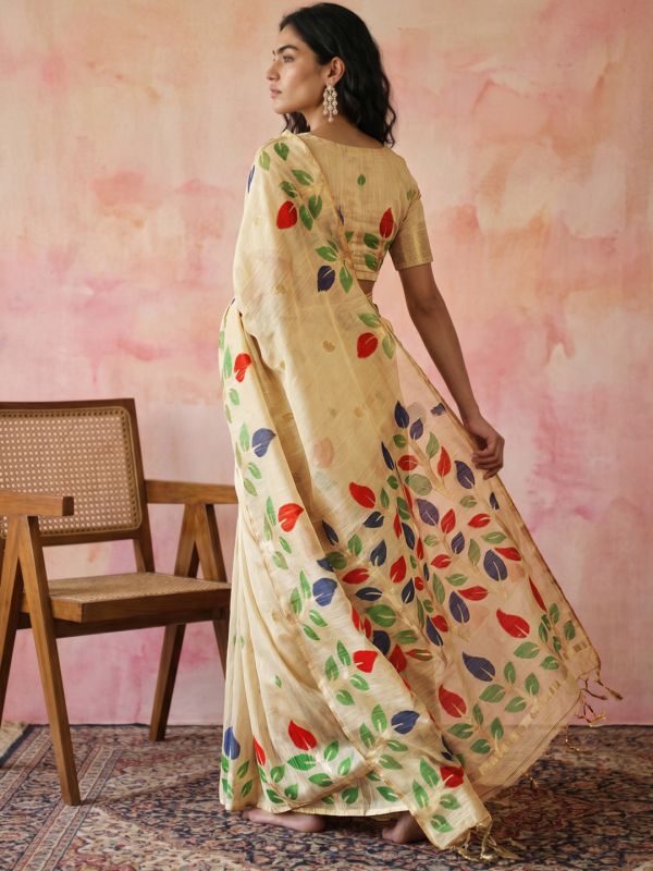 Globus Women Beige Cotton Silk Floral Woven Design Hand Knotted Tassel Border Saree With Unstitched Blouse Piece