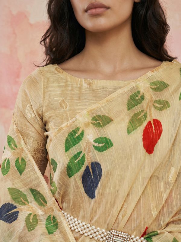 Globus Women Beige Cotton Silk Floral Woven Design Hand Knotted Tassel Border Saree With Unstitched Blouse Piece