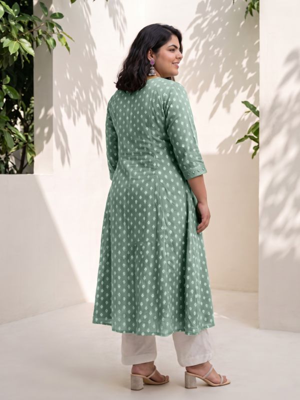 Globus Gloplus Women Green Round Neck Ethnic Foil Print Front Slit Flared Hem Panelled Plus Size A-line Kurta