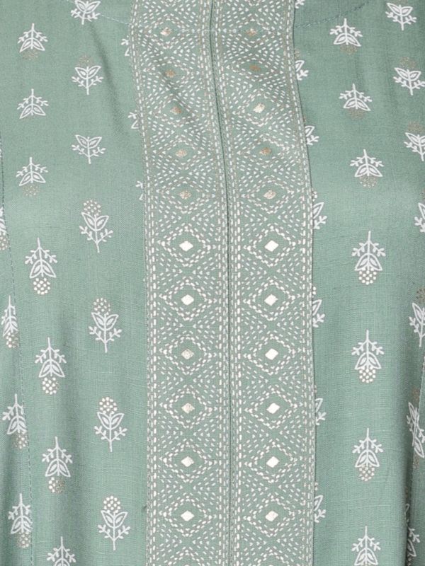 Globus Gloplus Women Green Round Neck Ethnic Foil Print Front Slit Flared Hem Panelled Plus Size A-line Kurta