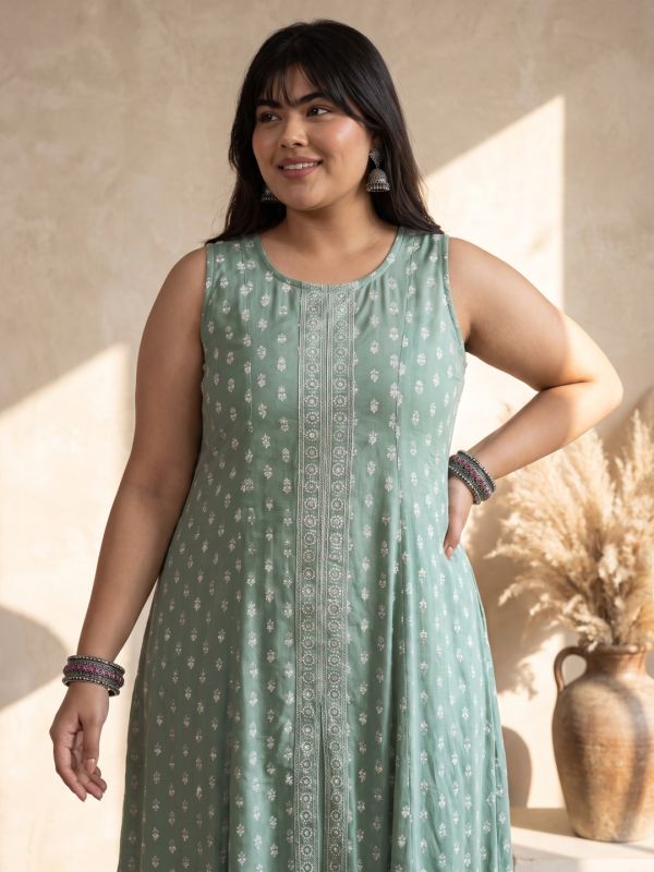 Globus Gloplus Women Green Round Neck Ethnic Foil Print Front Slit Flared Hem Panelled Plus Size A-line Kurta