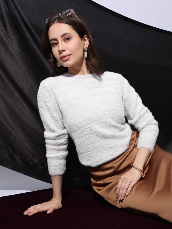Globus Women Pink Crew Neck Long Sleeves Self Design Ribbed Hem Woollen Winterwear Pullover Sweater