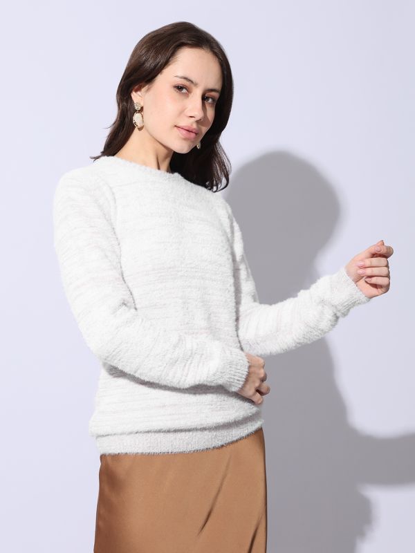Globus Women Pink Crew Neck Long Sleeves Self Design Ribbed Hem Woollen Winterwear Pullover Sweater