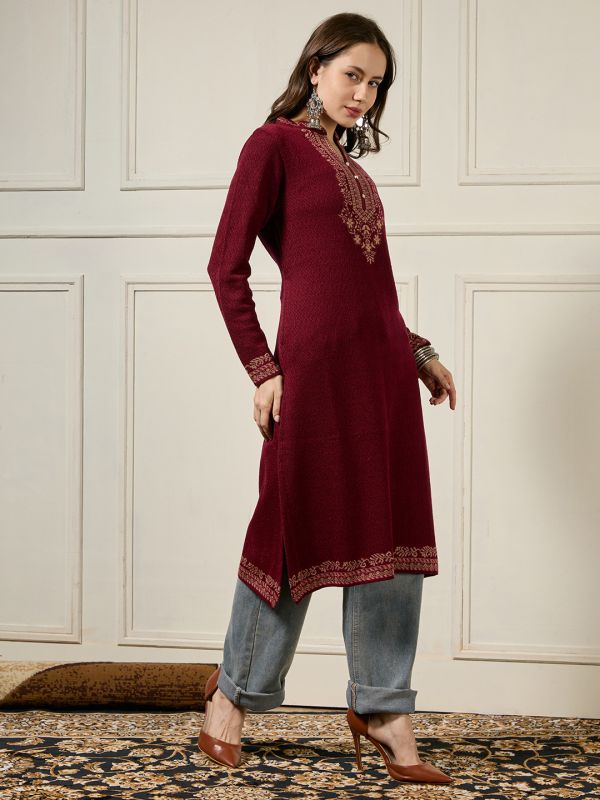 Globus Women Maroon Mandarin Collar Long Sleeves Arcylic Ethnic Motifs Self Design A-line Winterwear Kurta