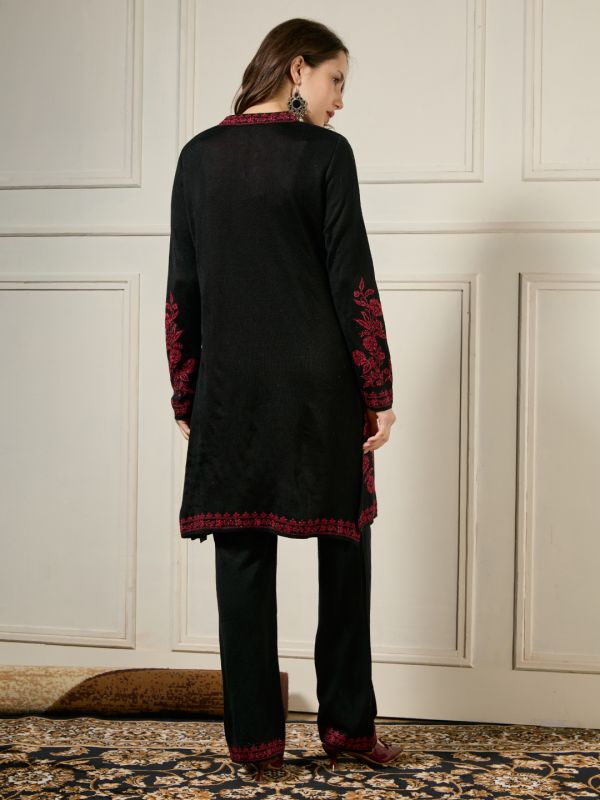 Globus Women Black Mandarin Collar Long Sleeves Acrylic Floral Self Design A-line Winterwear Kurta With Pants Set