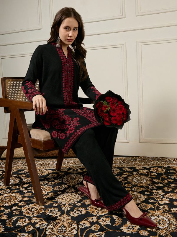 Globus Women Black Mandarin Collar Long Sleeves Acrylic Floral Self Design A-line Winterwear Kurta With Pants Set