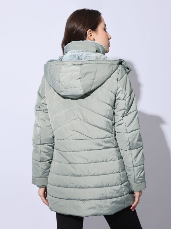Globus Women Off White Mock Collar Long Sleeves Front Pockets Winterwear Puffer Jacket With Fur Inner Detachable Hood