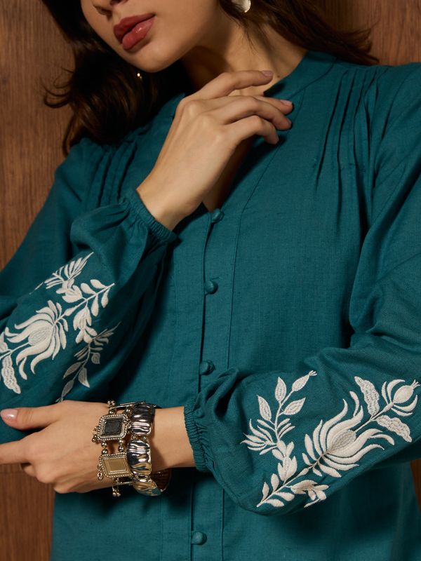 Globus Women Teal Mandarin V-neck Embroidered Bishop Sleeves Pleated Detail Top
