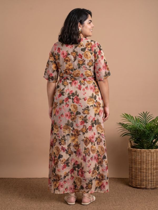 Globus Gloplus Women Magenta V-neck Regular Sleeves Waist Tie-up Detail Floral Print Flared Hem Maxi Fit & Flare Plus Size Dress