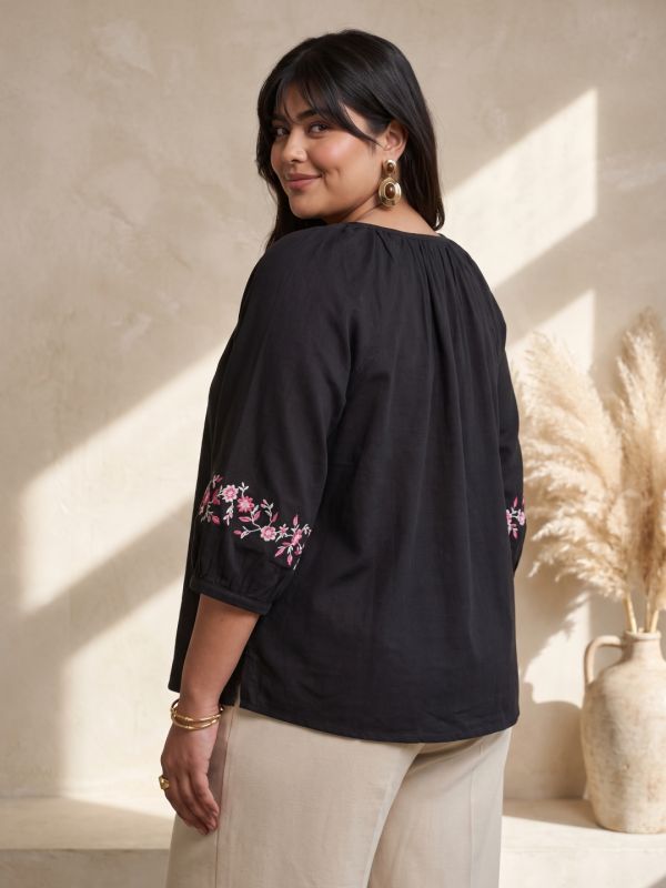 Globus Women Black Floral Embroidered Keyhole Neck Long Raglan Sleeves Cotton Top