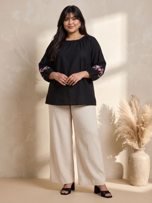 Globus Women Black Floral Embroidered Keyhole Neck Long Raglan Sleeves Cotton Top