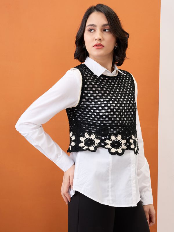 Globus Women Black Round Neck Floral Embroidered Crochet Crop Vest Top
