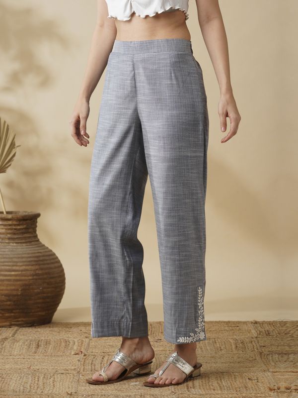Globus Women Blue Chambray Floral Hem Embroidered Mid Rise Flat Front Pants