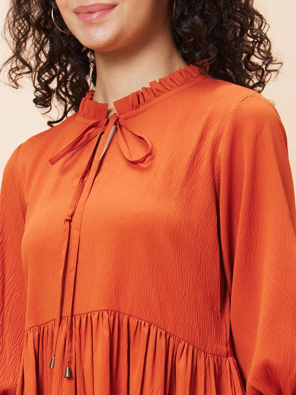 Globus Women Rust Solid Tie-Up Neck Casual Tiered A-Line Dress