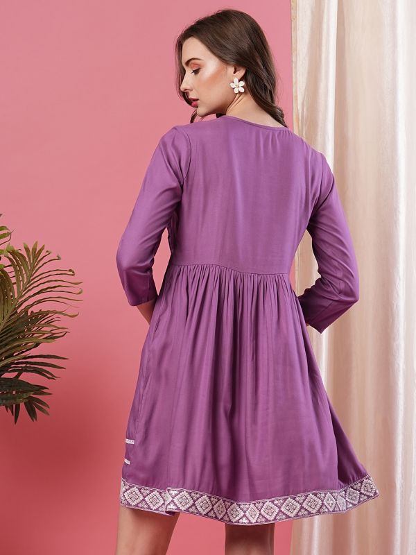 Globus Women Lilac Embroidered Yoke Pintuck Detailing A-Line Above Knee Dress