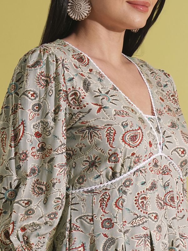 Globus Women Grey V-Neck Puff Sleeves Paisley Print Lace Insert Pleated A-Line Fusion Dress