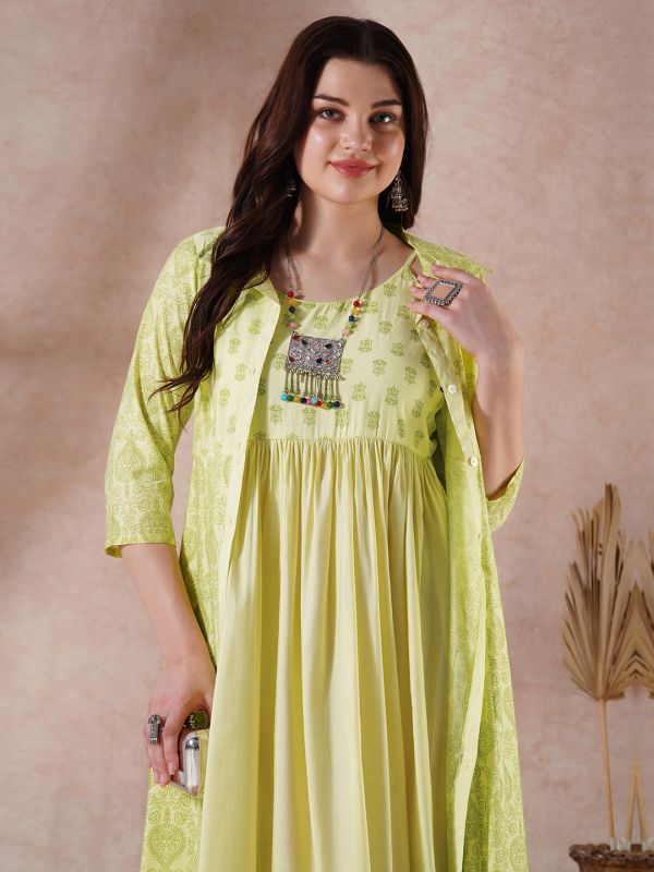 Globus Women Green Strappy Shoulder Gathered A-Line Midi Ethnic Dress with Shirt Style Printed Shrug