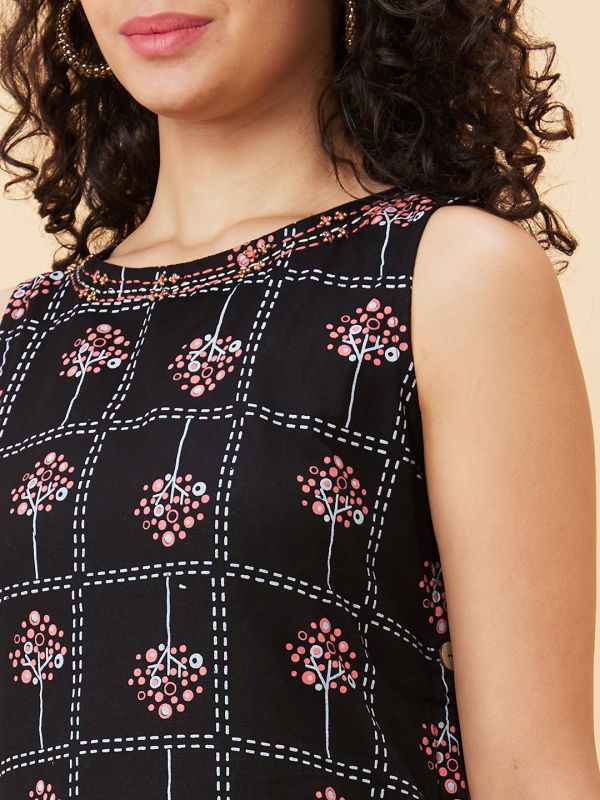 Globus Women Black Printed Boat Neck Straight Kurta