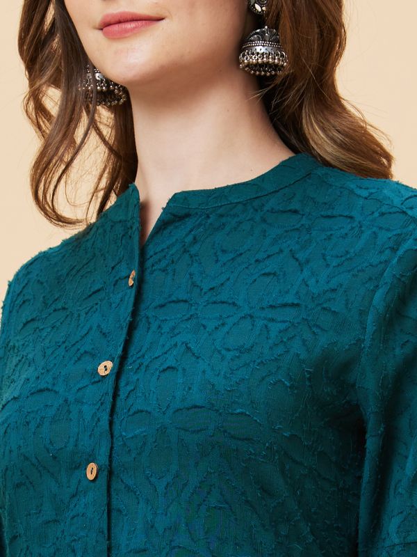 Globus Women Dark Green Woven Design Jacquard High Low Fusion Straight Kurta