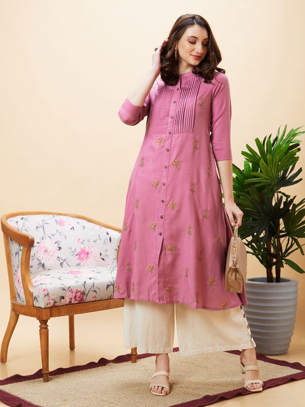 Globus Women Mauve Floral Embroidered Mandarin Collar Pleated A-Line Kurta
