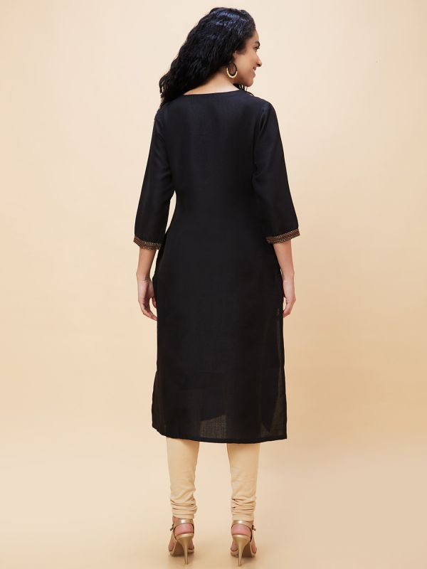 Globus Women Black Yoke Embroidered V-Neck Straight Kurta