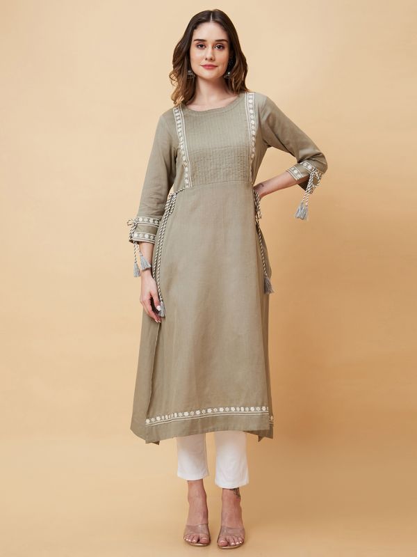 Globus Women Olive Solid Pleat Detailing A-Line Fusion Kurta